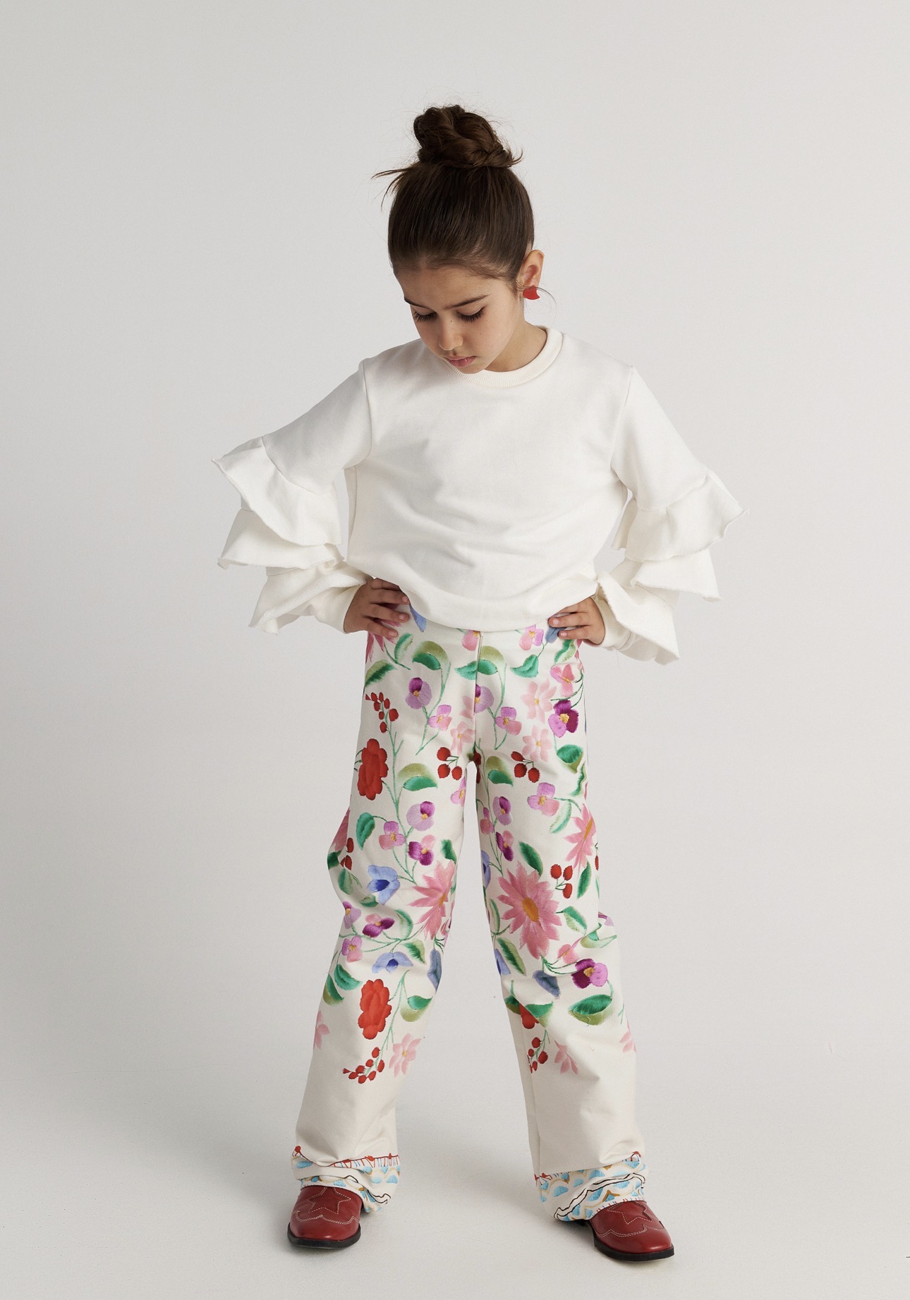 T7716 Here Comes The Spring Allover Pants - Image 2