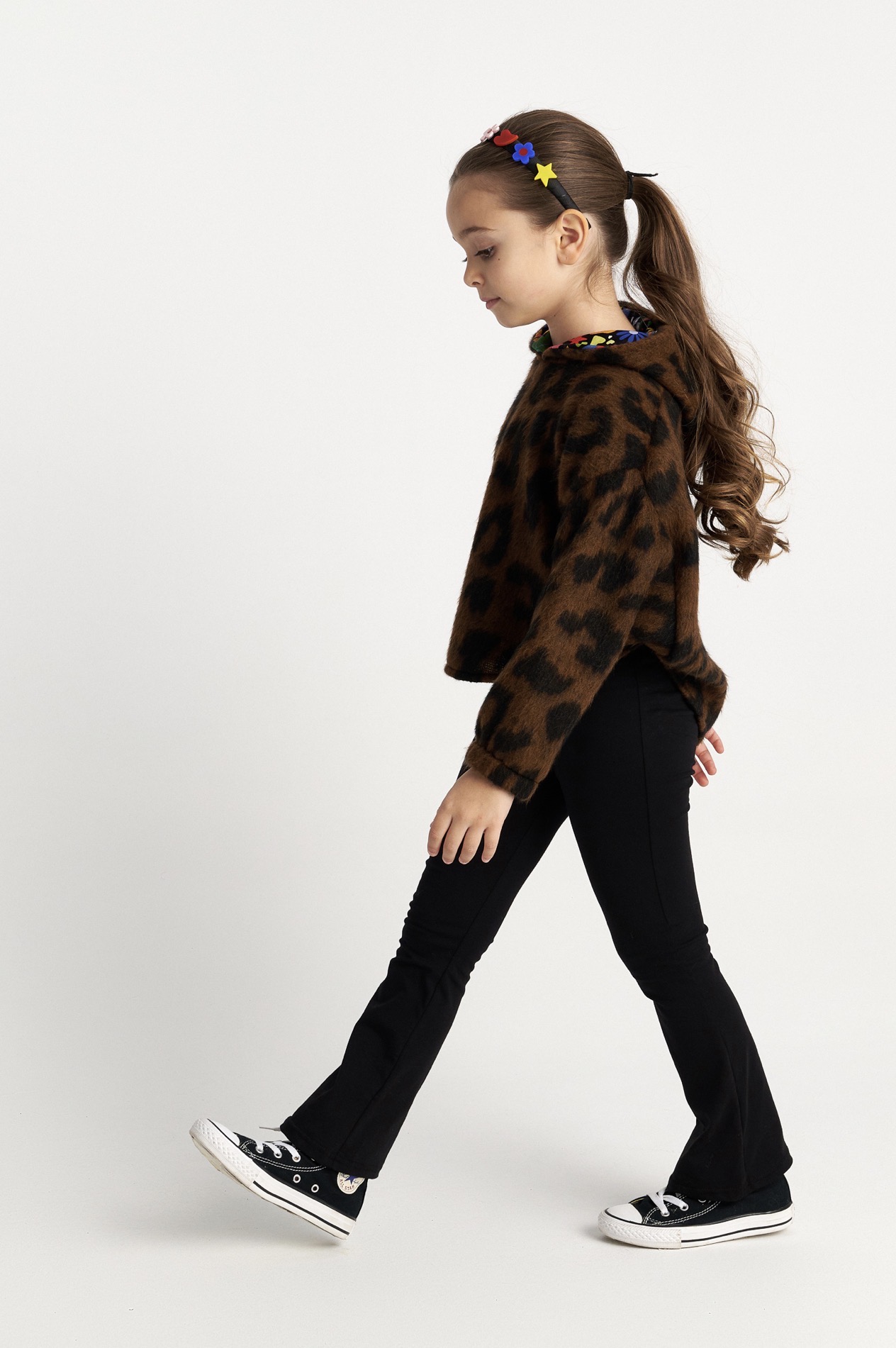 T7637 Wild Flowers Knitted Poncho And Cabana Leggings Set - Image 2