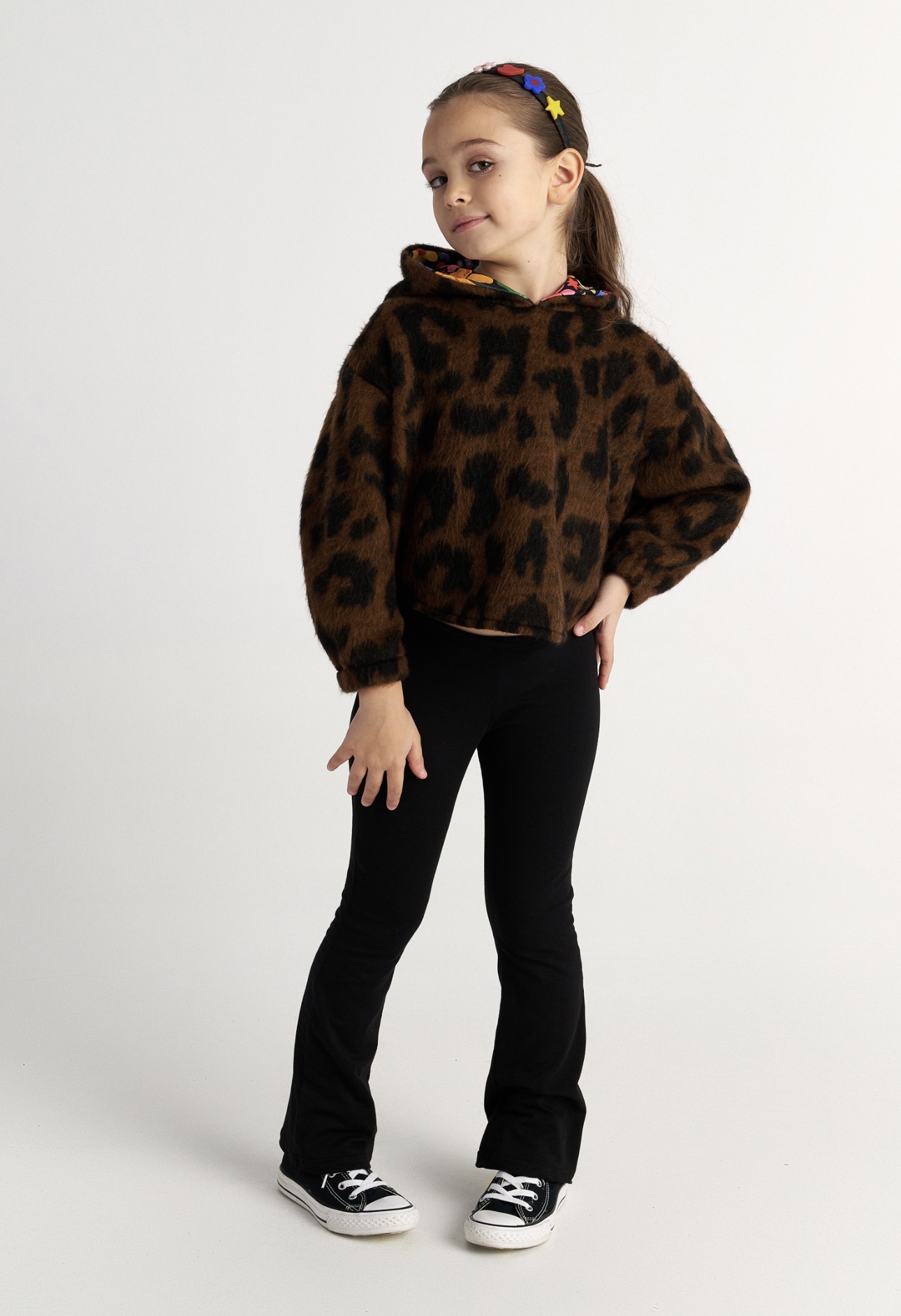 T7637 Wild Flowers Knitted Poncho And Cabana Leggings Set