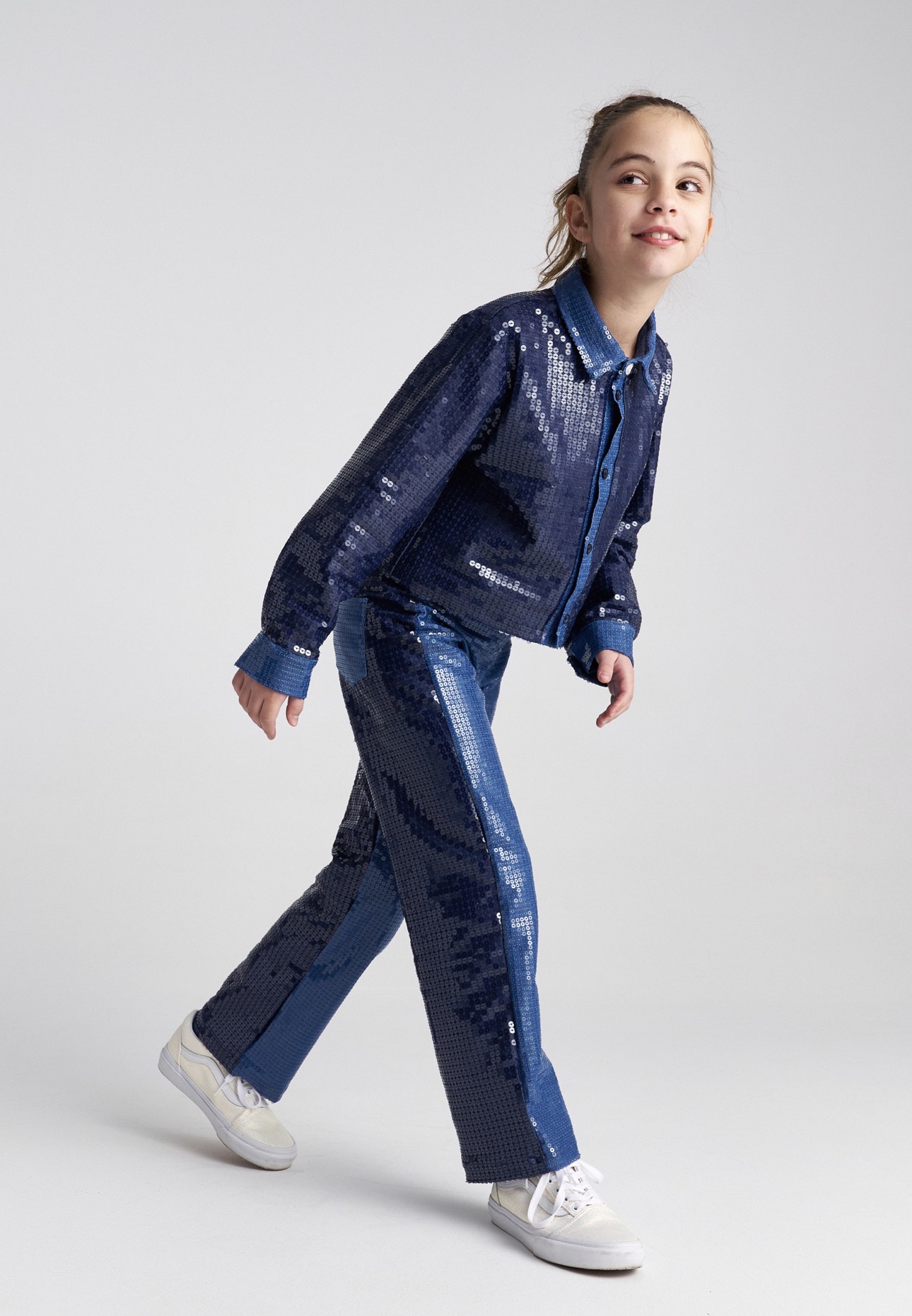 T7557 Midnight Moon Denim Sequins Shirt